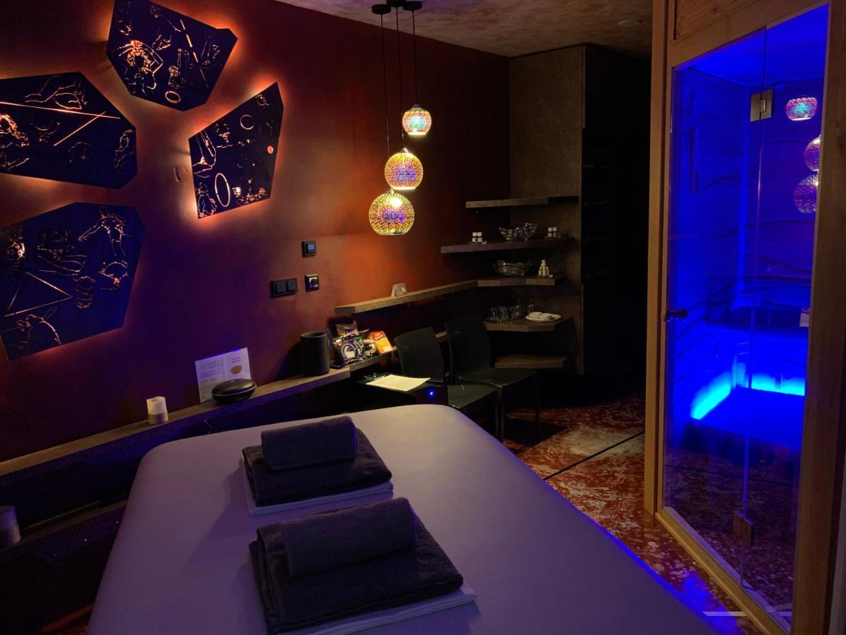 Smarthotel Nezvalova Archa Alamóc Kültér fotó