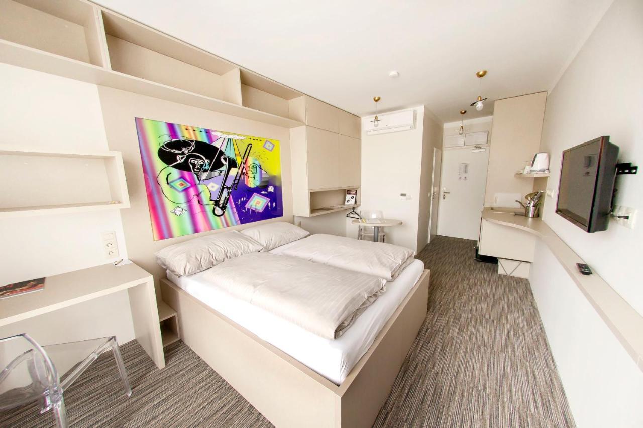 Smarthotel Nezvalova Archa Alamóc Kültér fotó